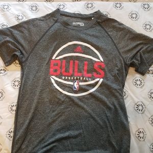 Adidas Chicago Bulls tee